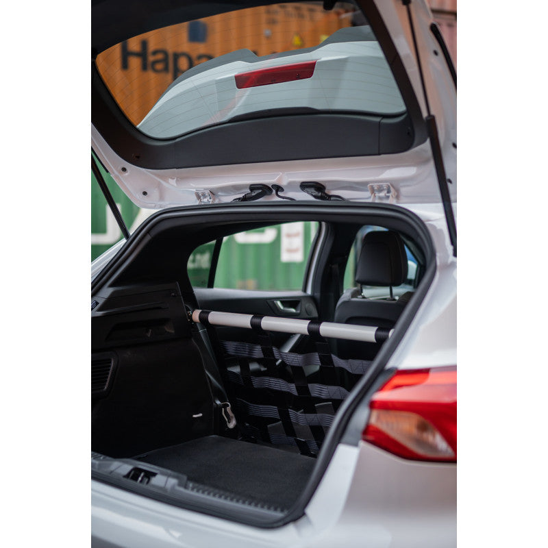 Clubsport Set V1 - Strebe mit Netz für Ford Focus ST MK4
